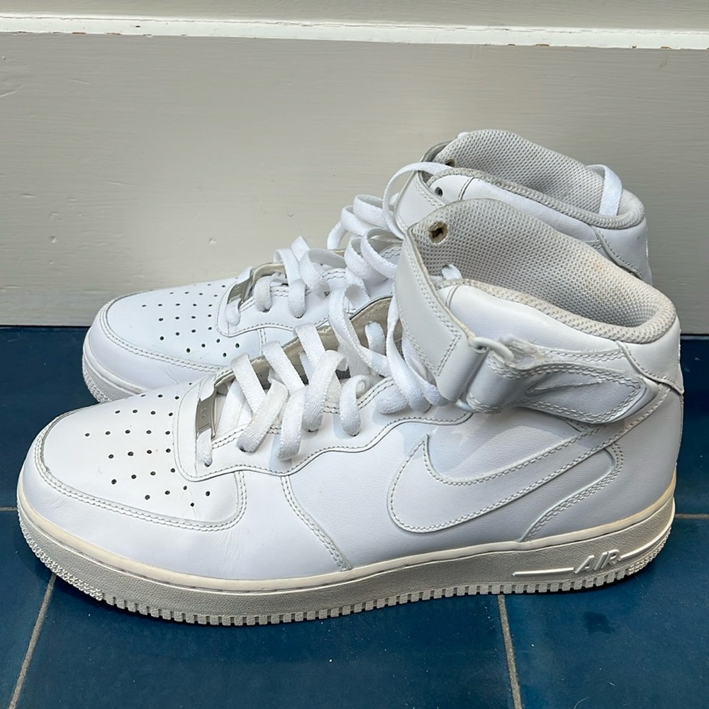 Nike Air Force 1 Mid ‘07 White Men’s Sz 11
